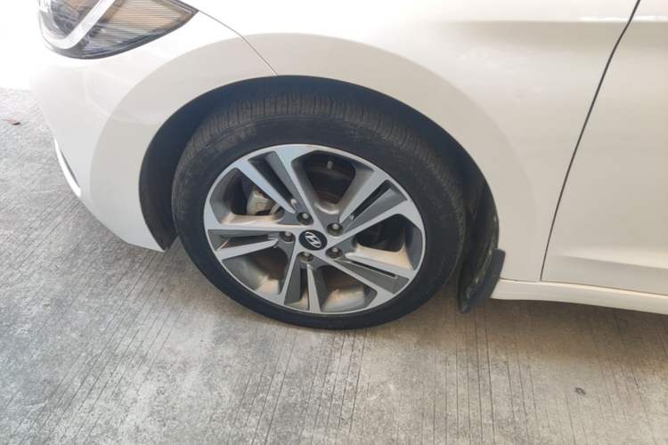 Used Hyundai Elantra (6th Generation / Lingdong) 2016 1.6L Automatic ZhiXuan – Elite Version