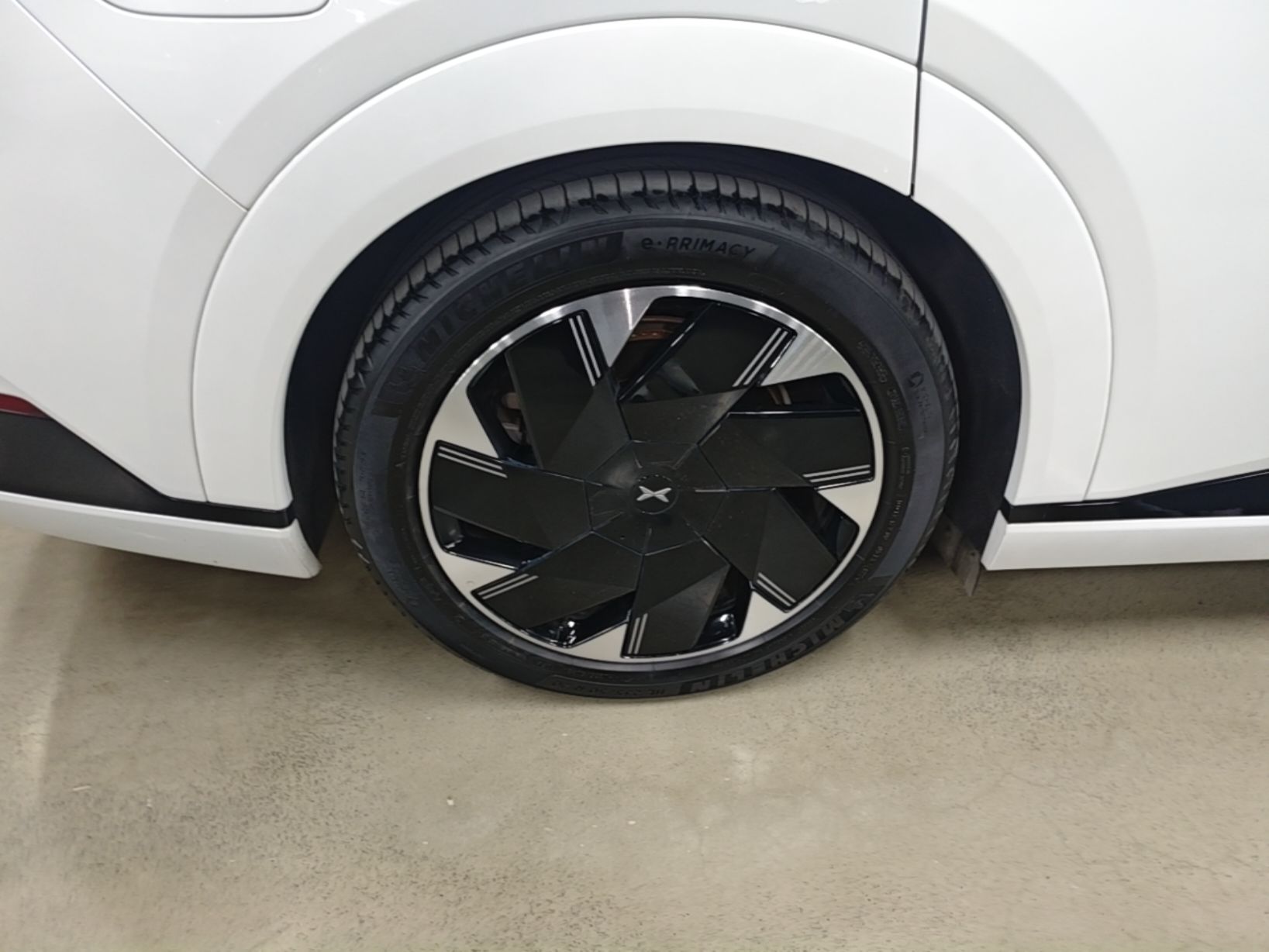 XPeng X9 2024 640 All-Wheel Drive High-Performance Max — снимка 11