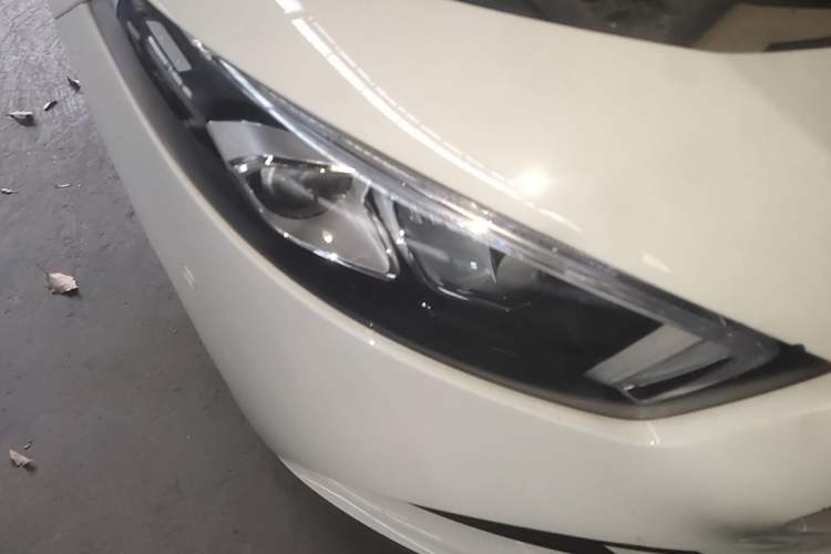 Used Mercedes-Benz A-Class 2020 Restyled A 200 L Sport Sedan Fashion Version Right Front Headlight
