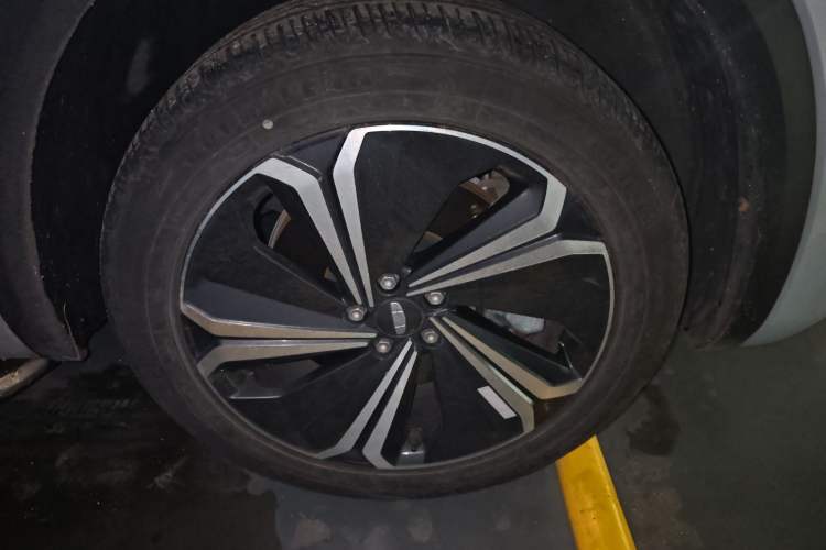 Used Geely Auto Monjaro L Extended Range Electric Version 2022 1.5T DHT Range-Extending Electric Supreme Edition
