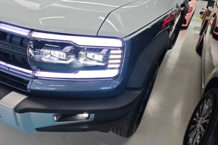 Used Formula Leopard 5 2023 Cloud Ride Flagship Edition Left Front Headlight