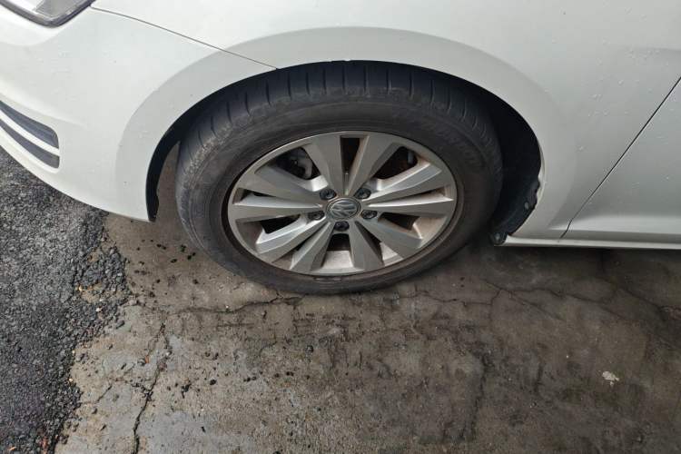 Used Volkswagen Golf 2015 1.4TSI Comfort Travel Edition
