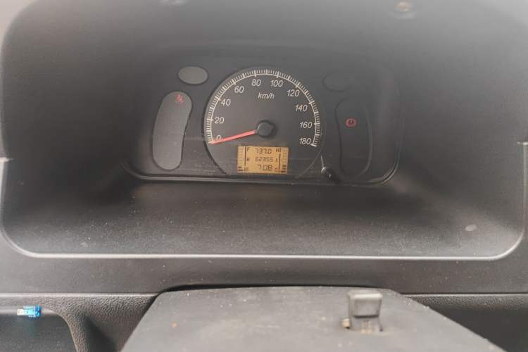 Used Wuling Zhiguang 2013 1.0L Practical Version