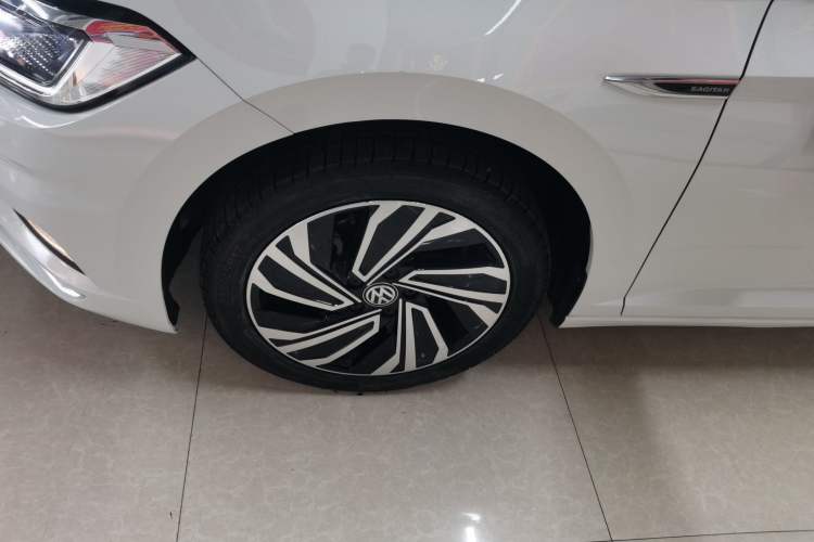 Used Volkswagen Sagitar 2021 200TSI DSG Excellence Edition Left Front Wheel Hub