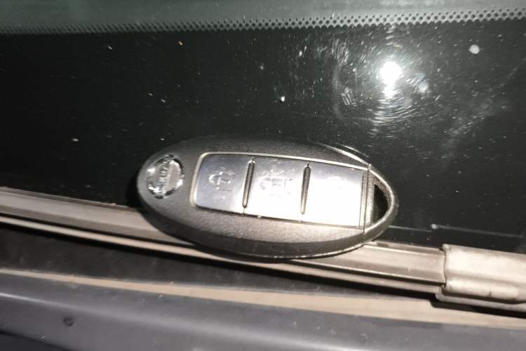 Used Nissan Lannia 2016 1.6L CVT Smart Cool Edition Vehicle Key