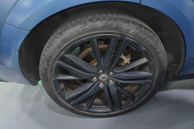 Used Volvo XC60 New Energy 2020 T8 eDrive Hybrid – Smart & Sporty Edition
