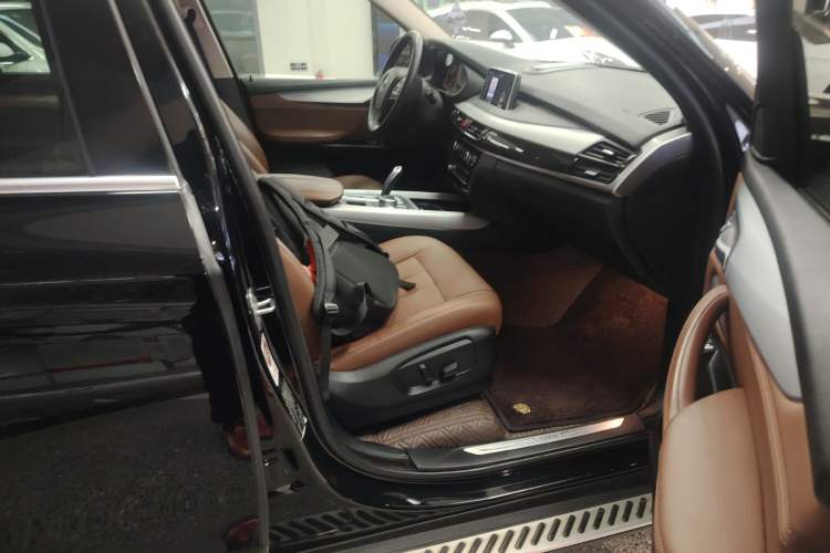 Used BMW X5 2017 xDrive35i Elegant Edition
