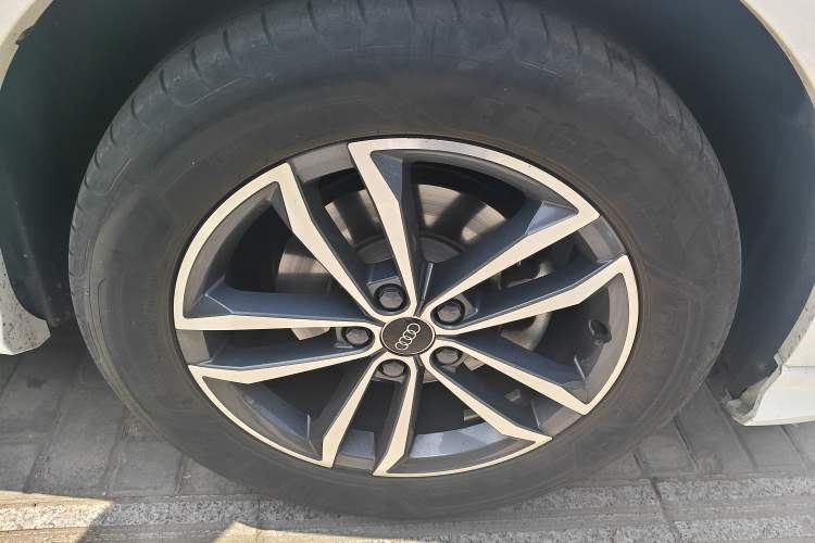 Used Audi Q3 2021 35 TFSI Progressive Dynamic Edition
