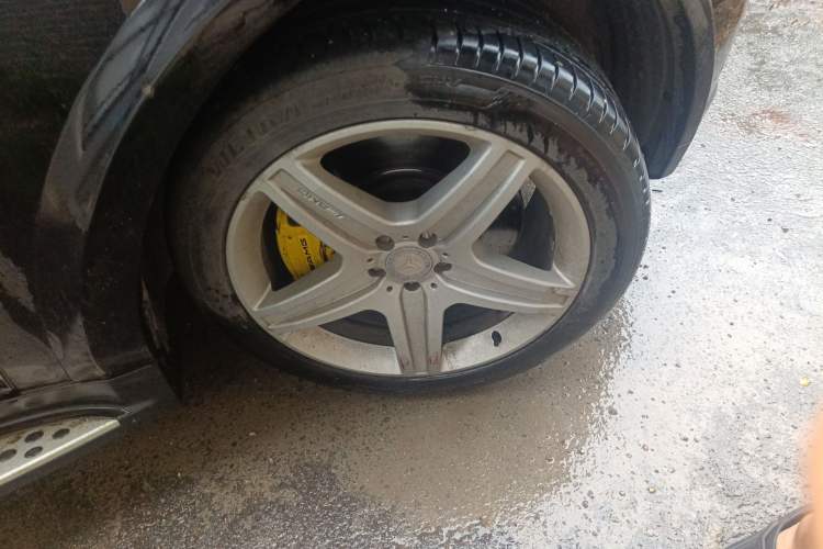 Used Mercedes-Benz M-Class AMG 2011 AMG ML 63
