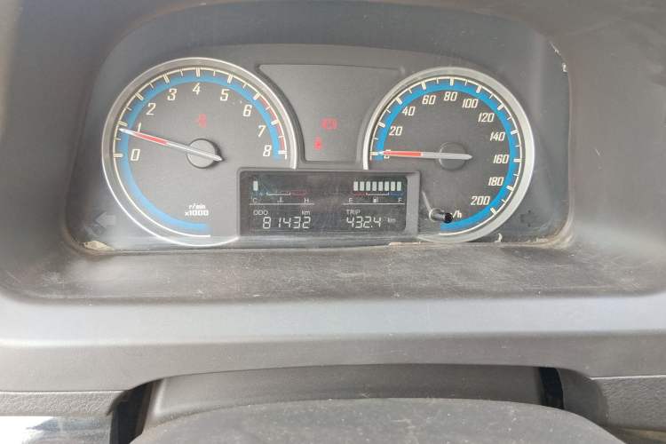 Used Baojun 730 2014 1.5L manual Comfort version 7 seats