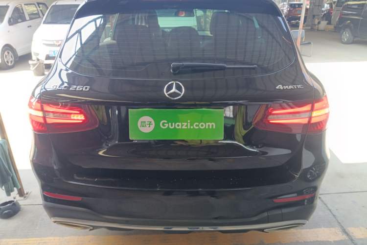 Used Mercedes-Benz GLC 2017 GLC 260 4MATIC Luxury Model
