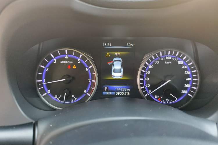 Used Infiniti Q50L 2016 2.0T Ambition Edition