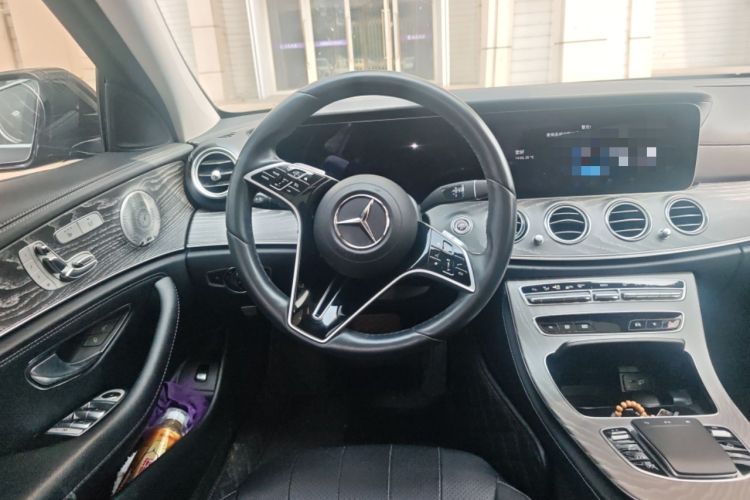 Used Mercedes-Benz E-Class 2022 Revised Version E 300 L Luxury Edition Steering Wheel