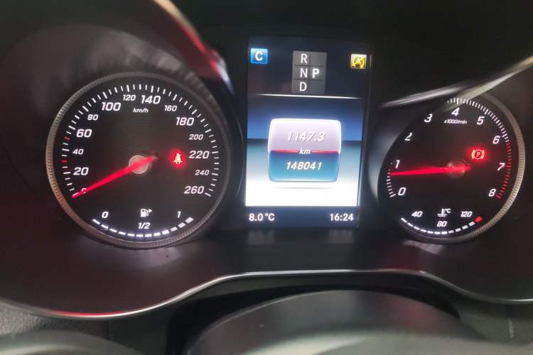 Used Mercedes-Benz GLC Coupe 2018 GLC 260 4MATIC Coupe SUV