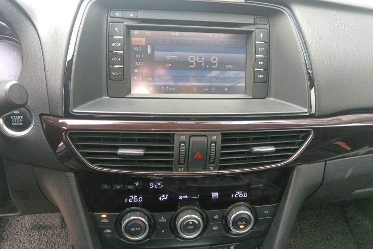 Used Mazda Atenza 2014 2.5L Blue Sky Prestige Edition Audio And AC Panel