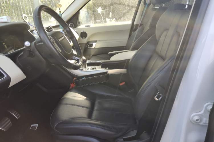 Used Land Rover Range Sport 2015 3.0 SC V6 HSE DYNAMIC Left Front Seat