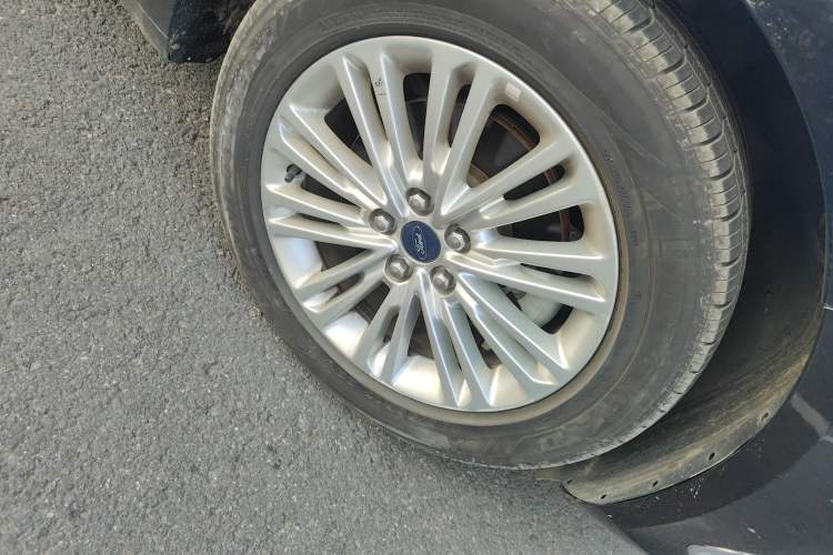 Used Ford Taurus 2018 EcoBoost 245 Fashion Edition China VI Standard
