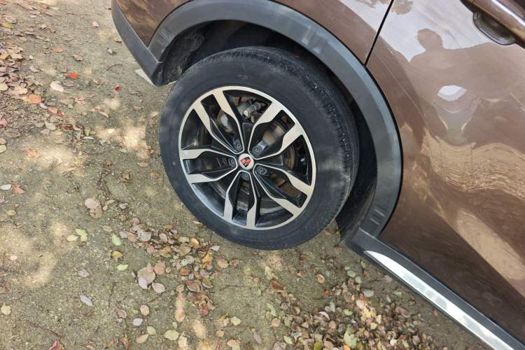 Used Roewe RX5 2016 20T Two-Wheel Drive Automatic Internet Smart Edition