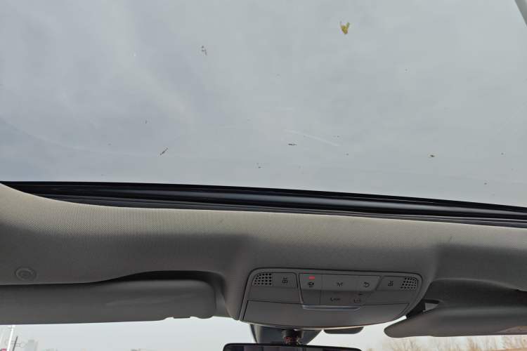 Used Mercedes-Benz E-Class 2022 E 260 L 4MATIC Headliner