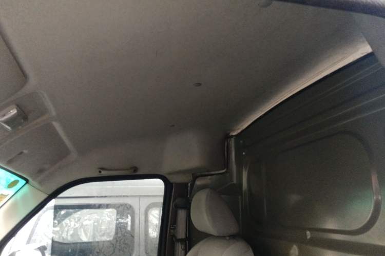 Used Jinbei Hiace X30 2020 1.5L Van Super-Enjoyment Model China VI Standard SWC15M
