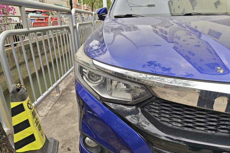 Used Honda Crider 2019 180 Turbo CVT Luxury Edition China V Right Front Headlight