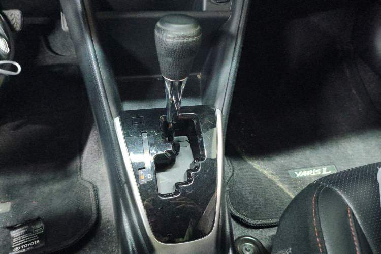 Used Toyota YARiS L Zhi Xuan 2022 X-Trail 1.5L CVT Luxury PLUS Edition