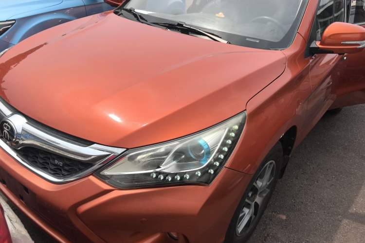 Used BYD Song 2016 GaiShi Edition 1.5TI Manual Elite Model