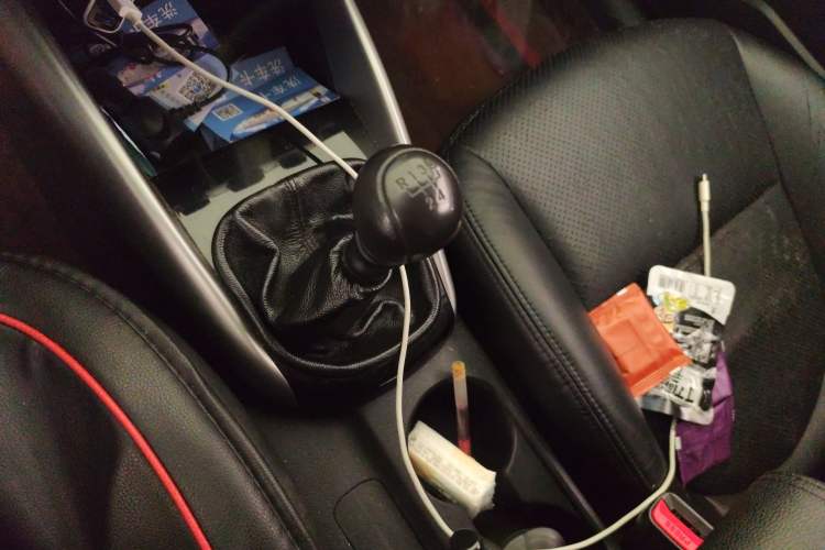 Used Kia Forte 2014 1.6L MT GL Gear Lever