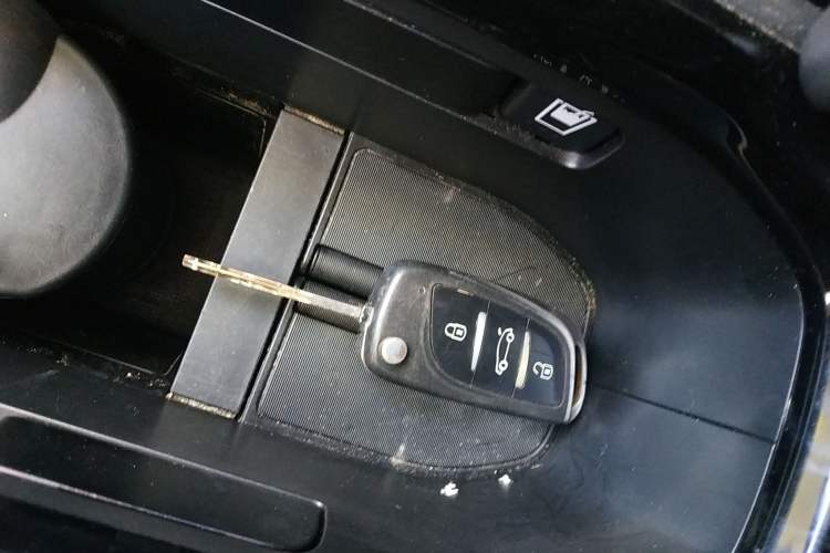 Used Honda Vezel 2015 1.5L CVT two-wheel drive Comfort trim
