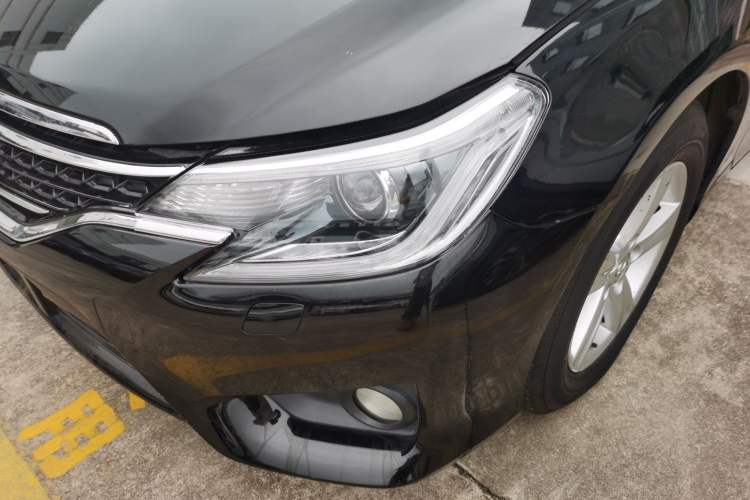 Used Toyota Reiz 2013 2.5V Elite Edition Left Front Headlight
