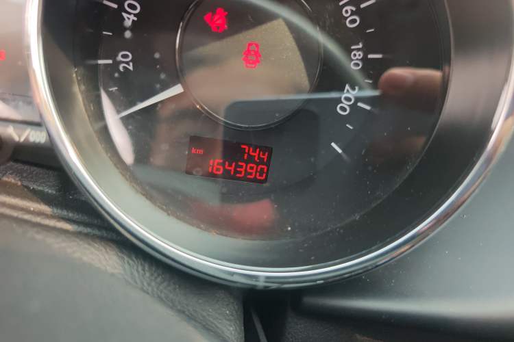 Used Peugeot 3008 2013 2.0L Automatic Trend Edition
