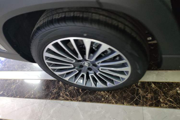 Used JETOUR Shanhai L9 2024 1.5TD 2DHT Air 7-Seater