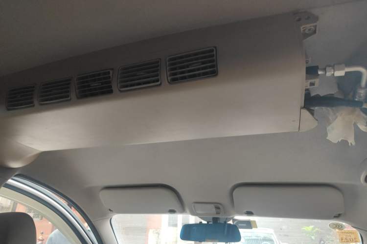 Used Wuling Rongguang V 2018 1.5L Standard Version Headliner