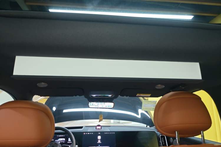 Used Hima AITO M9 2025 Extended-Range Ultra Version 52 kWh 6-Seater Headliner