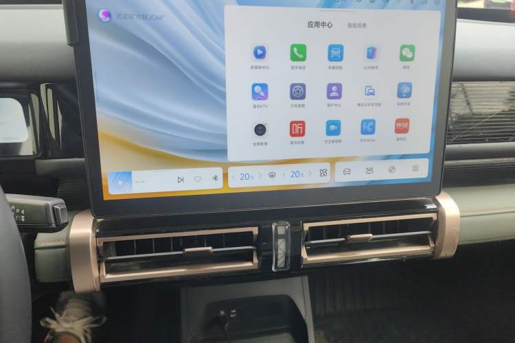 Used iCAR 03 2024 472km Four-Wheel Drive Long-Range Version Audio And AC Panel