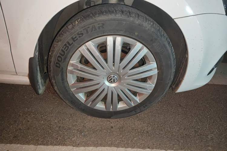 Used Volkswagen Polo 2018 1.5L Automatic Enjoyment Model Right Front Wheel Hub