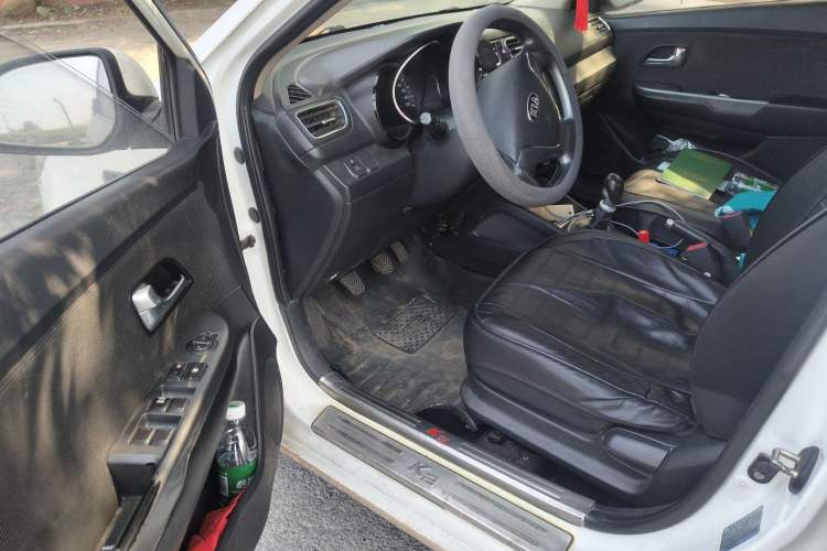 Used Kia K2 2015 Sedan 1.4L MT GLS