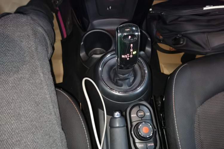 Used MINI MINI 2018 1.5T ONE PLUS
