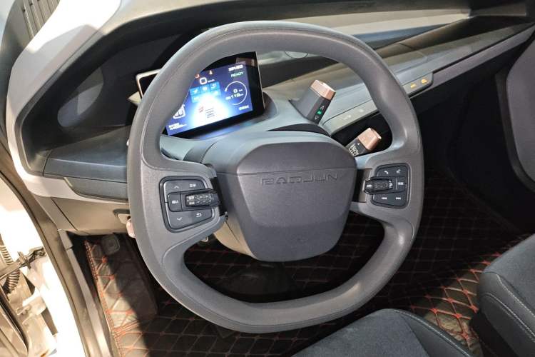 Used Baojun E200 2020 305KM Smart Drive Version Steering Wheel