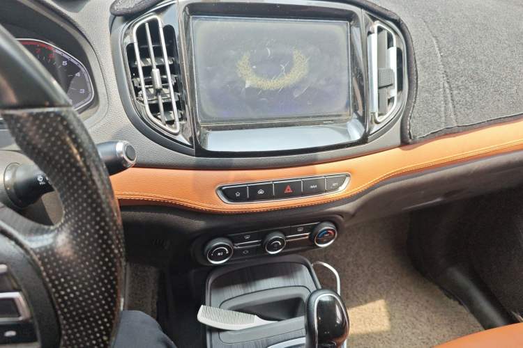 Used Chery Tiggo 7 2016 2.0L CVT Shining Edition
