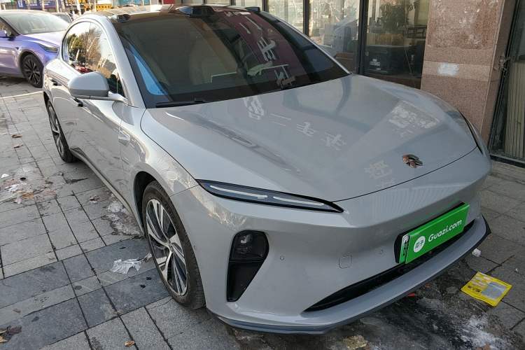 Used Nio ET5 2024 75 kWh Exterior 2