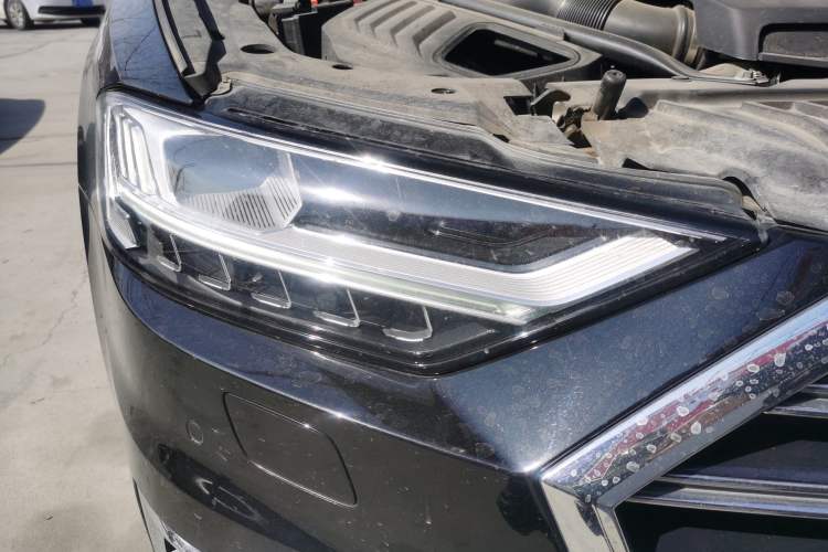 Used Audi A8 2021 A8L 55 TFSI quattro Luxury Model
