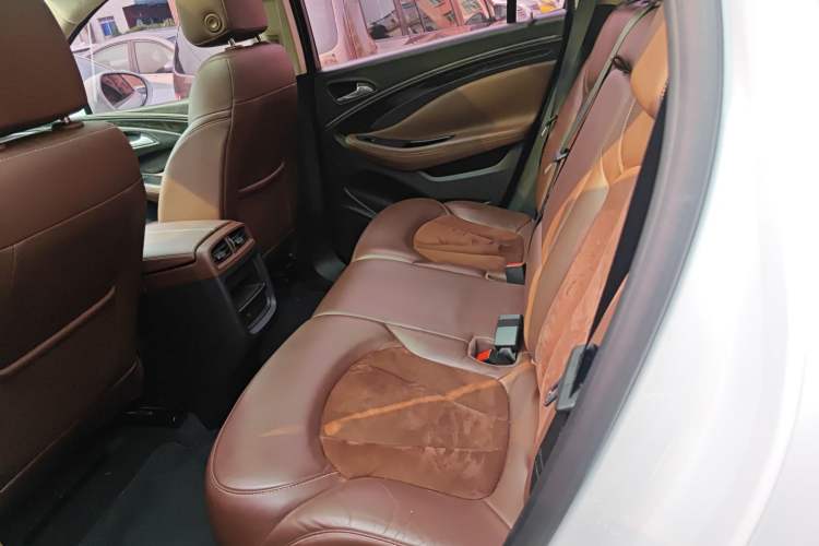 Used Buick Envision 2016 20T Two-Wheel-Drive Elite Model
