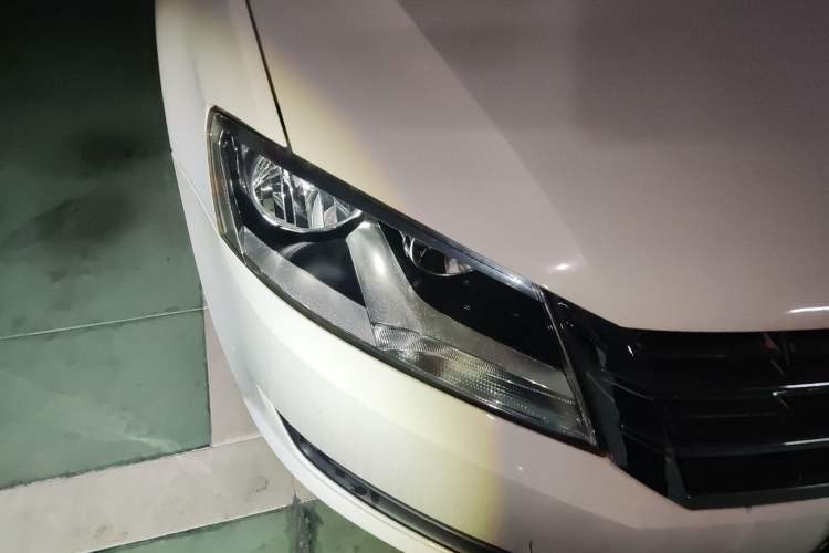 Used Volkswagen Gran Lavida 2013 1.6L Automatic Fashion Model