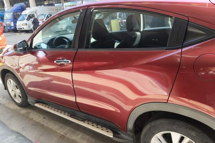 Used Honda Vezel 2015 1.8L CVT 2WD Elite Model
