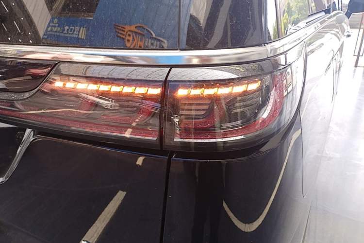 Used VOYAH Dream 2024 PHEV Ultra-Long Range Flagship Edition