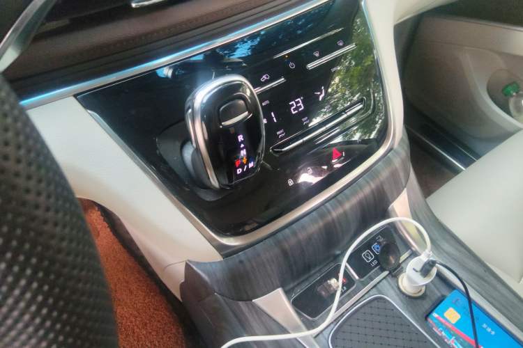 Used Buick GL8 2020 Land Cruiser Executive Class 652T Comfort Model Gear Lever