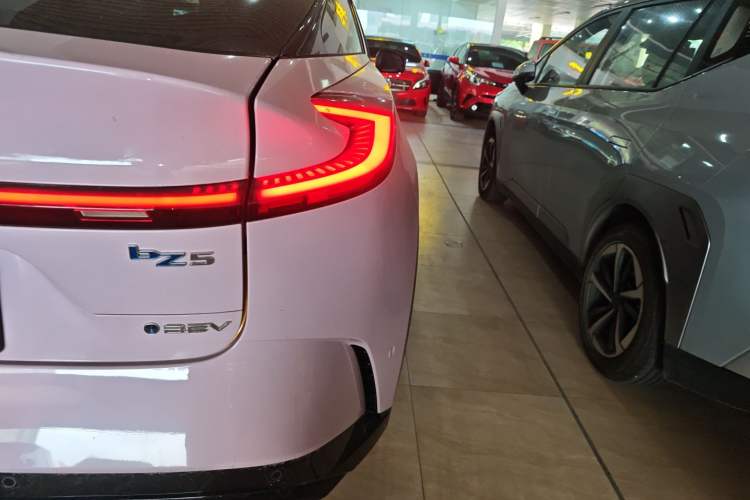 Used Toyota bZ5 2025 Model 550 PRO Smart Driving Edition
