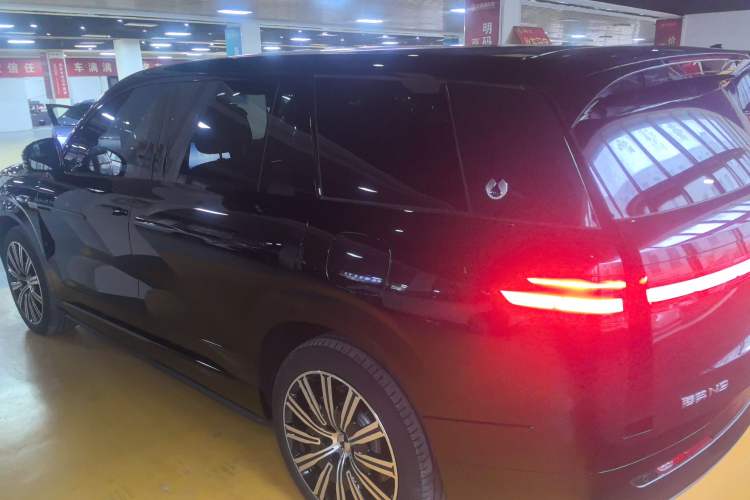 Used Denza N9 2025 Prestige Version
