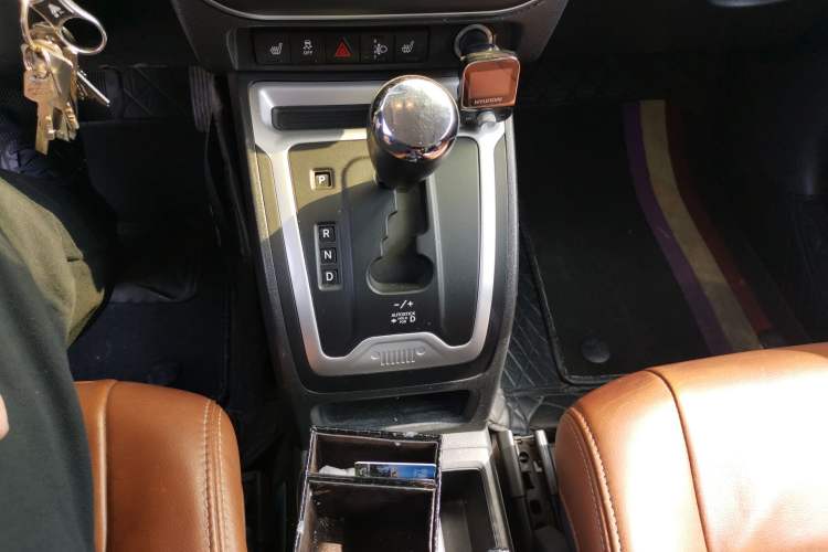 Used Jeep Compass 2014 2.4L four-wheel drive luxury version
